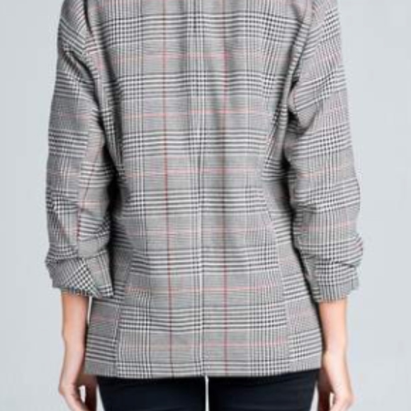 PLAID RUCHED SLEEVE BOYFRIEND BLAZER WITH POCKETS - Picture 5 of 5